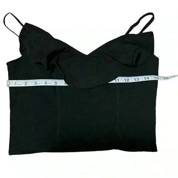 Guess, Ruffled, Black, Smock Tank With Adjustable Straps, Size Medium, Pre Loved - Picture 6 of 10